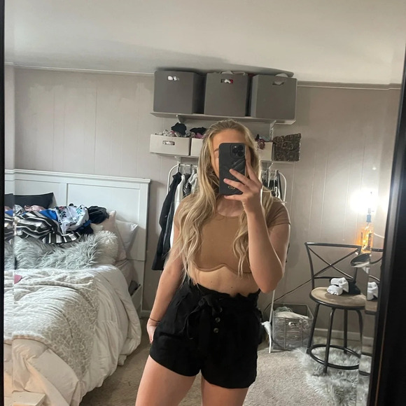 FOREVER 21 button up shorts S - Picture 8 of 15